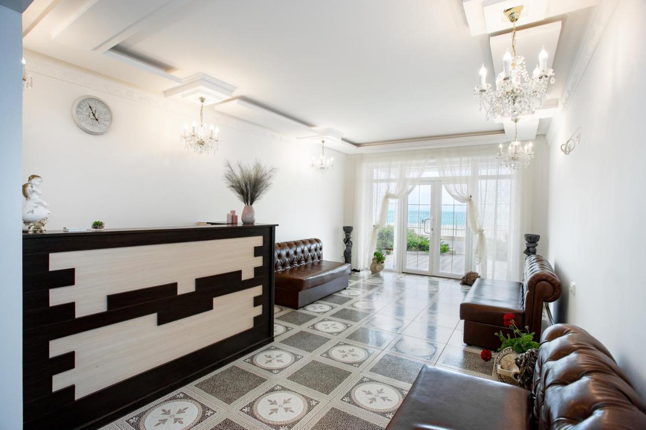 Олимп Hotel Zaliznyi Port Buitenkant foto
